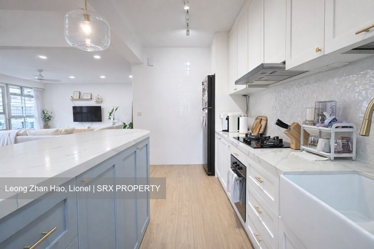 Blk 228B Ang Mo Kio Court (Ang Mo Kio), HDB 5 Rooms #558307041